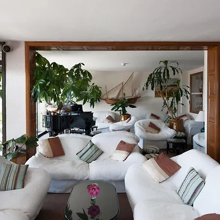 Souleias Hotel